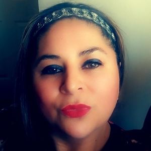 Meet your Posher, Celina